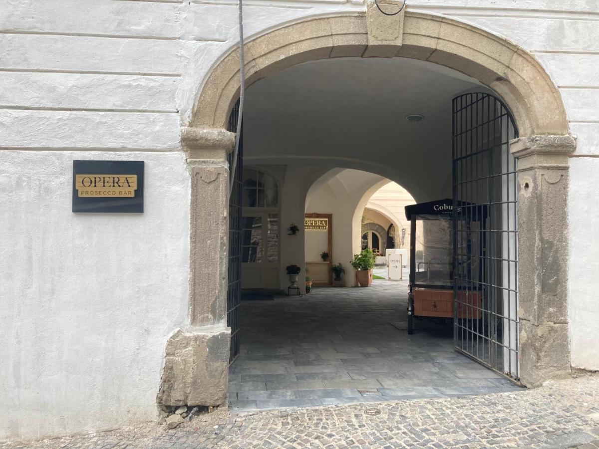 Apartman Pod Starym Zamkom Banská Štiavnica エクステリア 写真